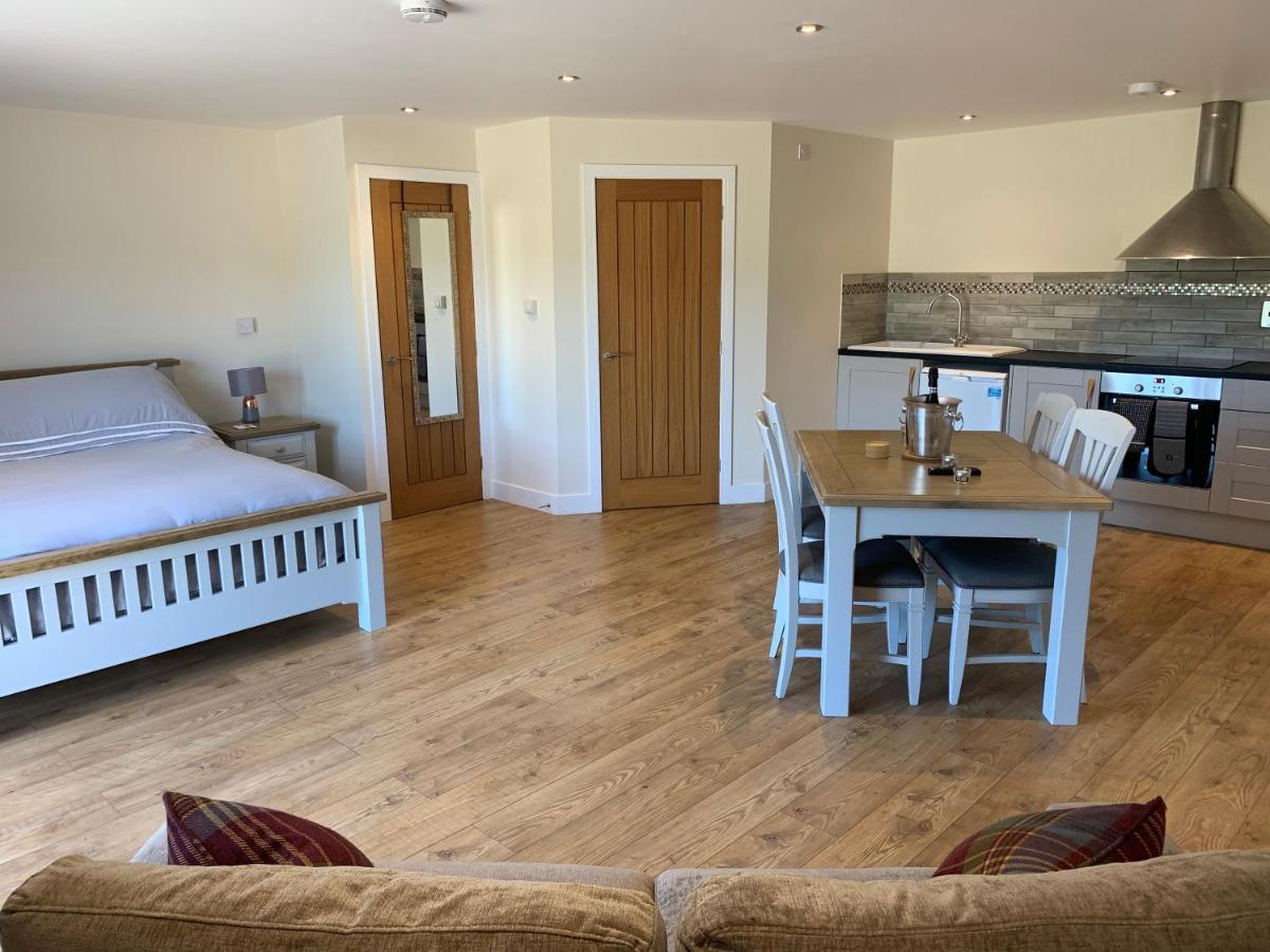 Plumptons Farm Holiday Lodges Colchester Exterior foto